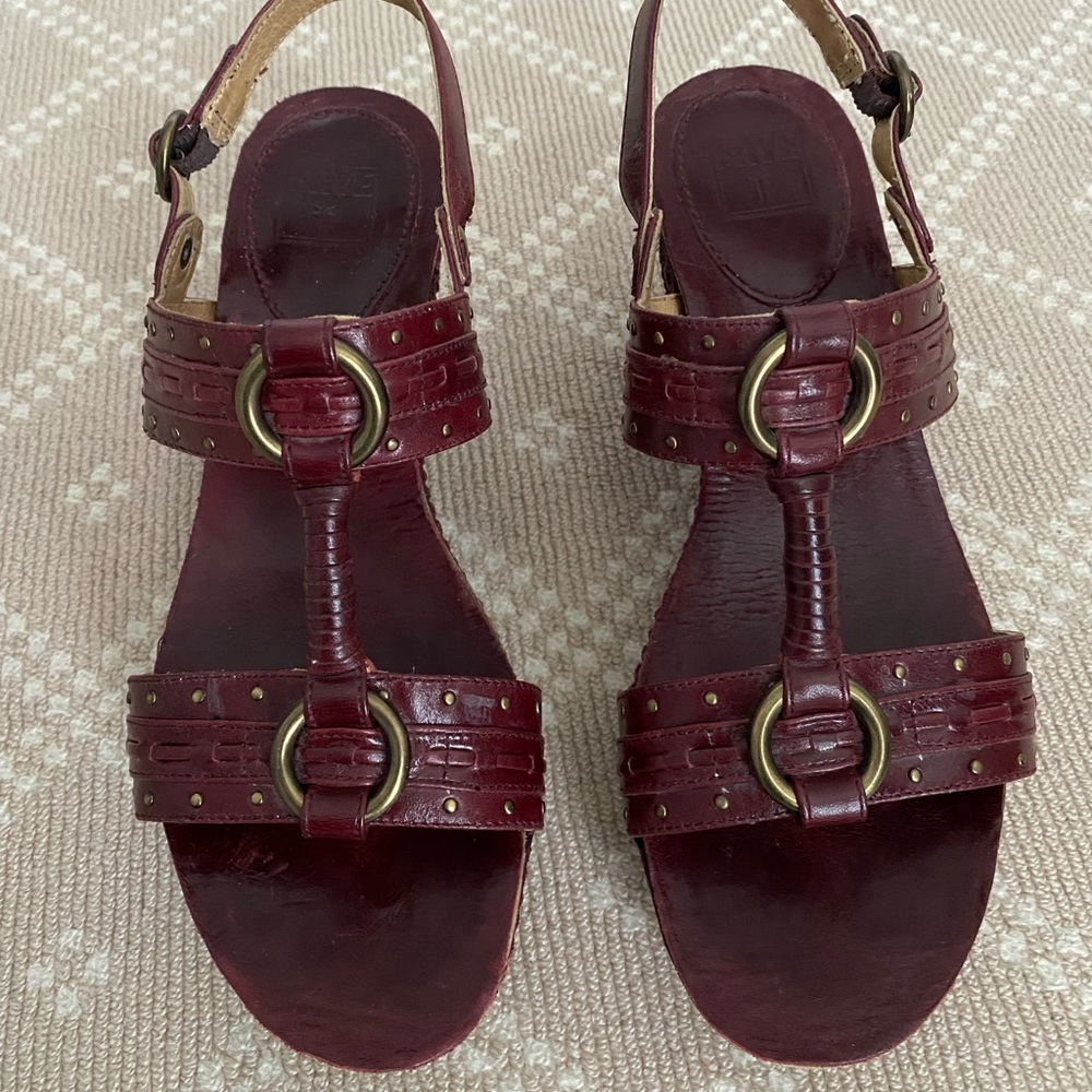 The Frye Company Ivy O Ring Sling Wedges